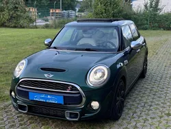 Grün Gebraucht 2016 Mini Cooper Kleinwagen | 11.400 € (Guter Preis)