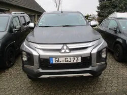 Grau Gebraucht 2019 Mitsubishi L200 Edition Abholung | 26.250 € (Guter Preis)