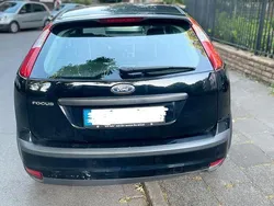 Schwarz Gebraucht 2006 Ford Focus Limousine | 2.400 € (Fairer Preis)