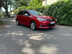 Rot Gebraucht 2017 Citroën C4 PureTech Limousine | 8.999 € (Fairer Preis)