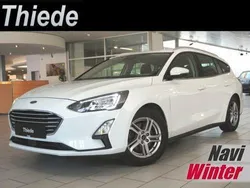 Frozen white Gebraucht 2020 Ford Focus Limousine | 12.420 € (Fairer Preis)