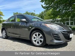 Grau Gebraucht 2011 Mazda 3 Exclusive-Line Limousine | 3.990 € (Guter Preis)