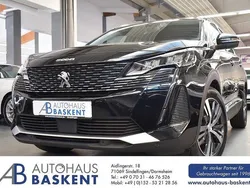 Schwarz Gebraucht 2022 Peugeot 5008 Allure Van / Kleinbus | 31.890 € (Fairer Preis)