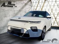 Weiß Gebraucht 2019 Kia Soul EV Spirit SUV | 19.490 € (Etwas zu teuer)
