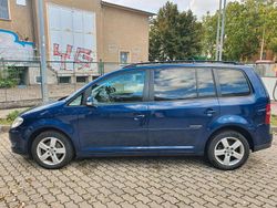 Blau Gebraucht 2008 VW Touran Van / Kleinbus | 6.800 €