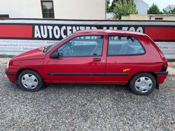 Rot Gebraucht 1998 Renault Clio II Limousine | 1.950 € (Teuer)