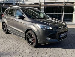 Grau Gebraucht 2015 Ford Kuga SYNC Edition SUV | 7.200 € (Guter Preis)