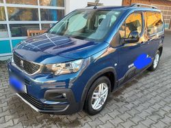 Blau Gebraucht 2023 Peugeot e-Rifter Allure Van / Kleinbus | 22.950 € (Guter Preis)