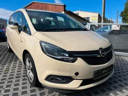 Gelb Gebraucht 2012 Opel Zafira Edition Van / Kleinbus | 3.900 € (Superpreis)