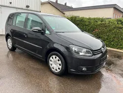 Schwarz Gebraucht 2011 VW Touran Van / Kleinbus | 4.800 € (Superpreis)