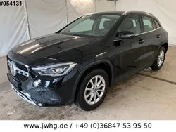 Schwarz Gebraucht 2021 Mercedes GLA180 Style SUV | 26.450 € (Fairer Preis)