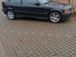 Schwarz Gebraucht 1995 BMW 316 Limousine | 1.200 €