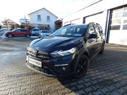 Perlmutt schwarz / kupfer Gebraucht 2022 Dacia Jogger Extreme Van / Kleinbus | 18.490 € (Fairer Preis)