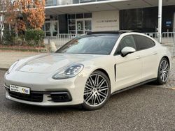 Grau Gebraucht 2018 Porsche Panamera 4 Chrono Limousine | 47.990 € (Superpreis)