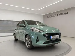 Mangrove green / mic Neu 2025 Hyundai i10 Trend Kleinwagen | 19.990 € (Fairer Preis)