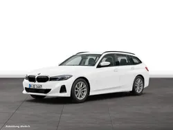 Alpinweiss Gebraucht 2024 BMW 320 Comfort Edition Kombi | 41.574 € (Guter Preis)
