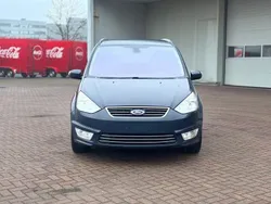 Grau Gebraucht 2013 Ford Galaxy Titanium Van / Kleinbus | 10.990 € (Teuer)