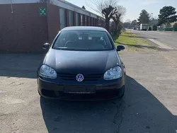 Schwarz Gebraucht 2005 VW Golf V Limousine | 4.500 € (Etwas zu teuer)