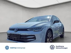 Crystal ice blue metallic Gebraucht 2024 VW Golf VIII Goal Limousine | 24.990 € (Superpreis)