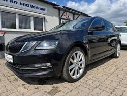 Schwarz Gebraucht 2019 Skoda Octavia Premium Edition Kombi | 18.499 € (Fairer Preis)