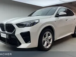 Alpinweiss Gebraucht 2024 BMW X2 Luxury Line SUV | 42.969 € (Guter Preis)