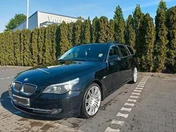 Schwarz Gebraucht 2009 BMW 530 Kombi | 5.800 € (Fairer Preis)