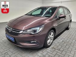 Braun (kokosnussbraunmet.) Gebraucht 2017 Opel Astra Kombi | 12.480 € (Fairer Preis)