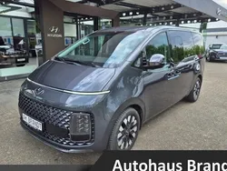 Grau Gebraucht 2022 Hyundai Staria Signature Van | 43.990 € (Etwas zu teuer)