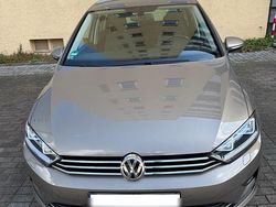 Gold Gebraucht 2016 VW Golf Sportsvan Allstar Van / Kleinbus | 16.500 € (Teuer)