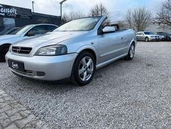 Grau Gebraucht 2003 Opel Astra Cabriolet Edition Cabrio | 1.990 € (Fairer Preis)