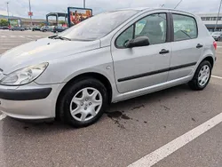 Silber Gebraucht 2003 Peugeot 307 Premium Limousine | 1.999 € (Fairer Preis)