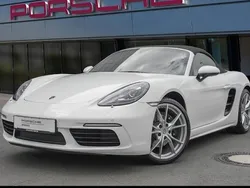 Weiß Gebraucht 2024 Porsche 718 Boxster Cabrio | 79.488 € (Etwas zu teuer)