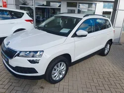 Weiß Gebraucht 2020 Skoda Karoq Ambition SUV | 19.890 € (Fairer Preis)