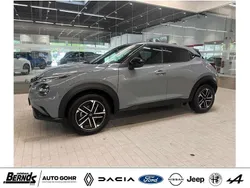 Ceramic grey Gebraucht 2024 Nissan Juke N-Connecta SUV | 22.210 € (Fairer Preis)