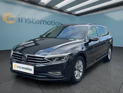 Grau Gebraucht 2021 VW Passat Kombi | 27.749 € (Teuer)