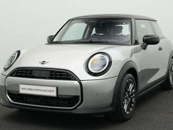 Grau Gebraucht 2024 Mini Cooper Classic Kleinwagen | 23.042 € (Superpreis)