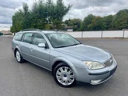 Grau Gebraucht 2004 Ford Mondeo Ambiente Kombi | 3.950 € (Teuer)