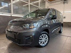 Grau metallic Gebraucht 2024 Fiat Doblò Van / Kleinbus | 25.940 € (Fairer Preis)