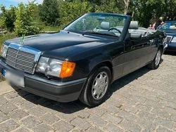 Schwarz Gebraucht 1993 Mercedes 320 Cabrio | 27.999 €