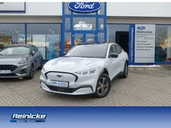 Weiß Gebraucht 2022 Ford Mustang Mach-E Standard Range SUV | 35.860 € (Fairer Preis)