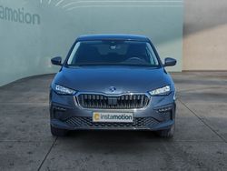 Grau Gebraucht 2024 Skoda Scala Kleinwagen | 22.050 € (Fairer Preis)