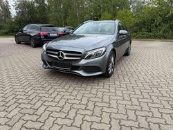 Grau Gebraucht 2016 Mercedes C180 Kombi | 18.959 € (Etwas zu teuer)
