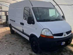 Weiß Gebraucht 2010 Renault Master Van | 5.200 € (Teuer)