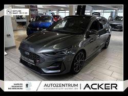 Grau Gebraucht 2024 Ford Focus ST Kombi | 34.980 € (Fairer Preis)