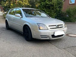 Silber Gebraucht 2005 Opel Signum Kombi | 950 € (Fairer Preis)