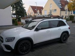 Weiß Gebraucht 2020 Mercedes GLB250 AMG line SUV | 37.000 € (Fairer Preis)