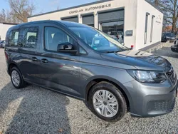 Grau Gebraucht 2021 VW Caddy Van / Kleinbus | 16.990 € (Guter Preis)
