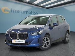 Blau Gebraucht 2024 BMW 216 Active Tourer Van / Kleinbus | 28.049 € (Fairer Preis)