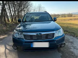 Blau Gebraucht 2010 Subaru Forester SUV | 9.200 € (Teuer)