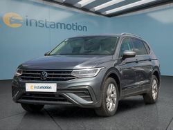 Grau Gebraucht 2024 VW Tiguan SUV | 31.549 € (Guter Preis)